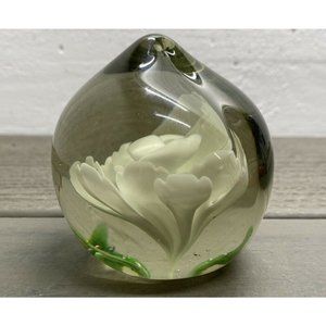 Vtg Art Glass Paper Weight White Rose/ Peonie Pinched Top Tear Drop Shape Heavy